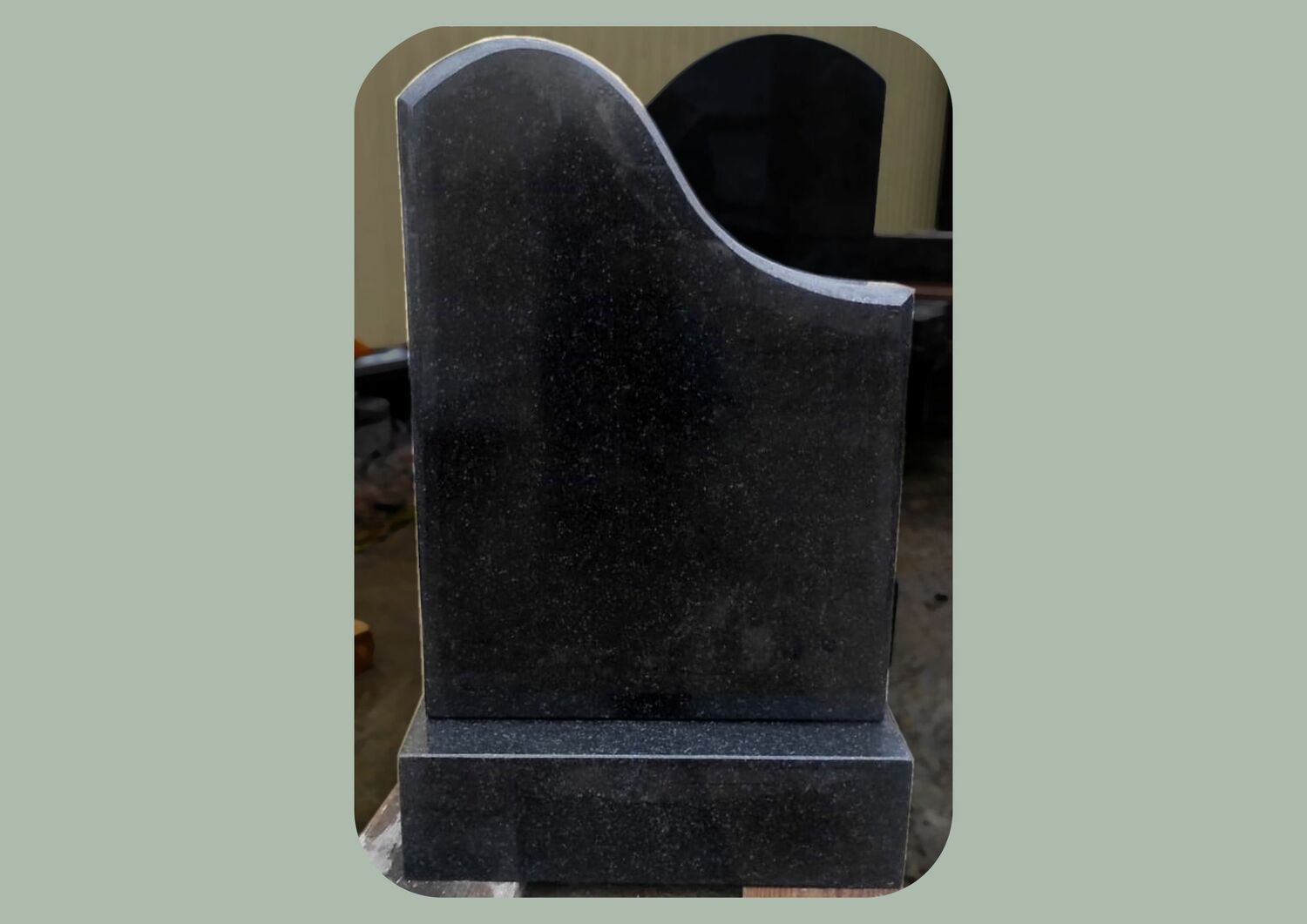 стела 55*78*8, ПОДСТАВКА 42*22*12